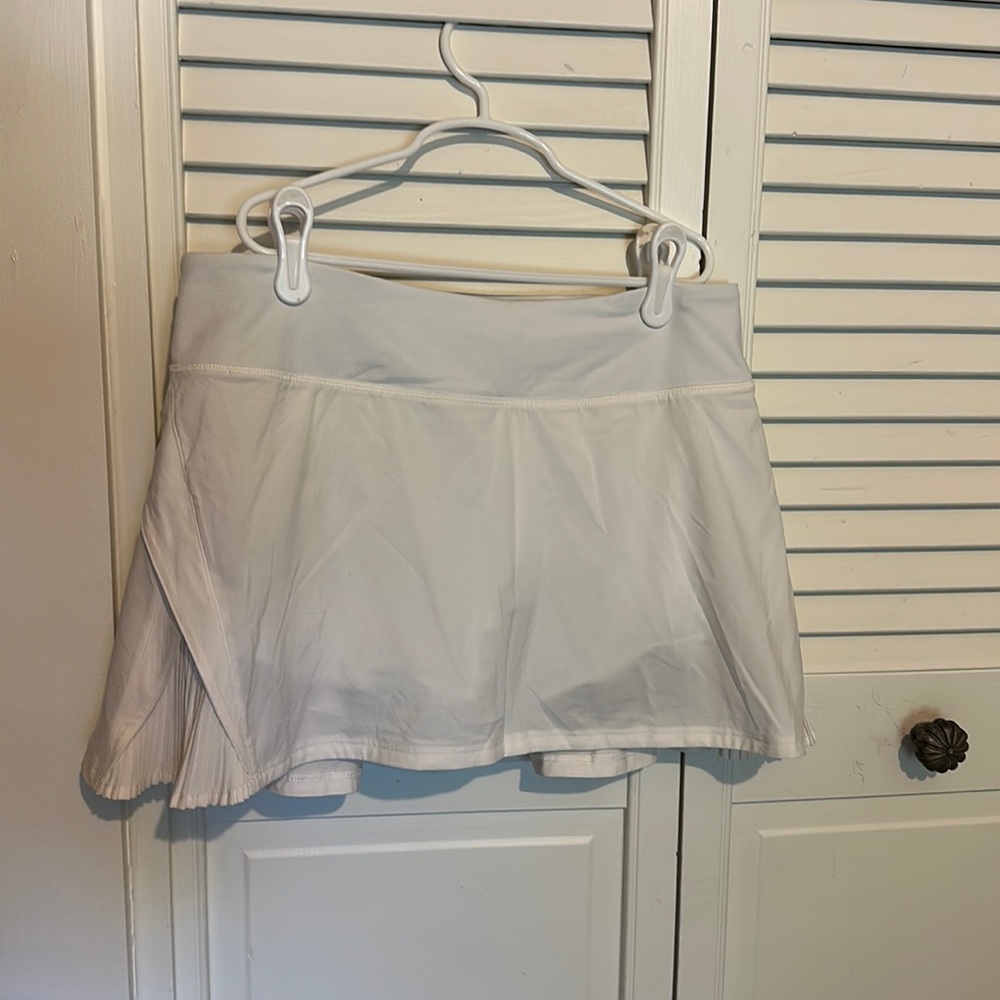 Lululemon Play off the Pleats Skirt